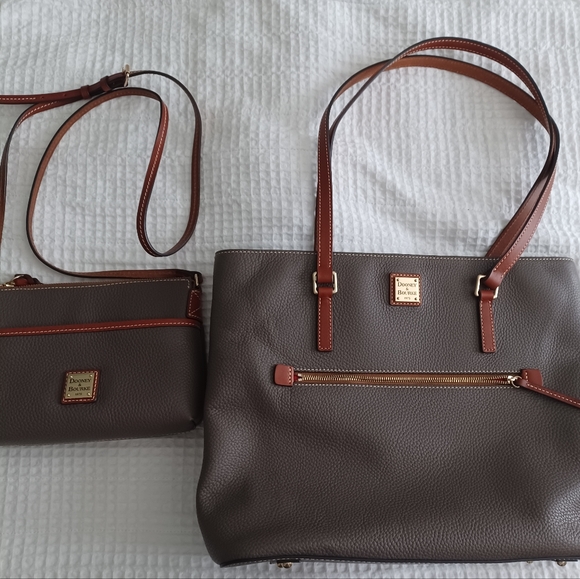 Dooney & Bourke Pebble Grain Large Shopper Tote and Ginger Crossbody in Elephant - Picture 2 of 16